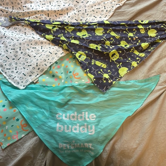 Dog Bandana Bundle - Six bandanas - Picture 2 of 4